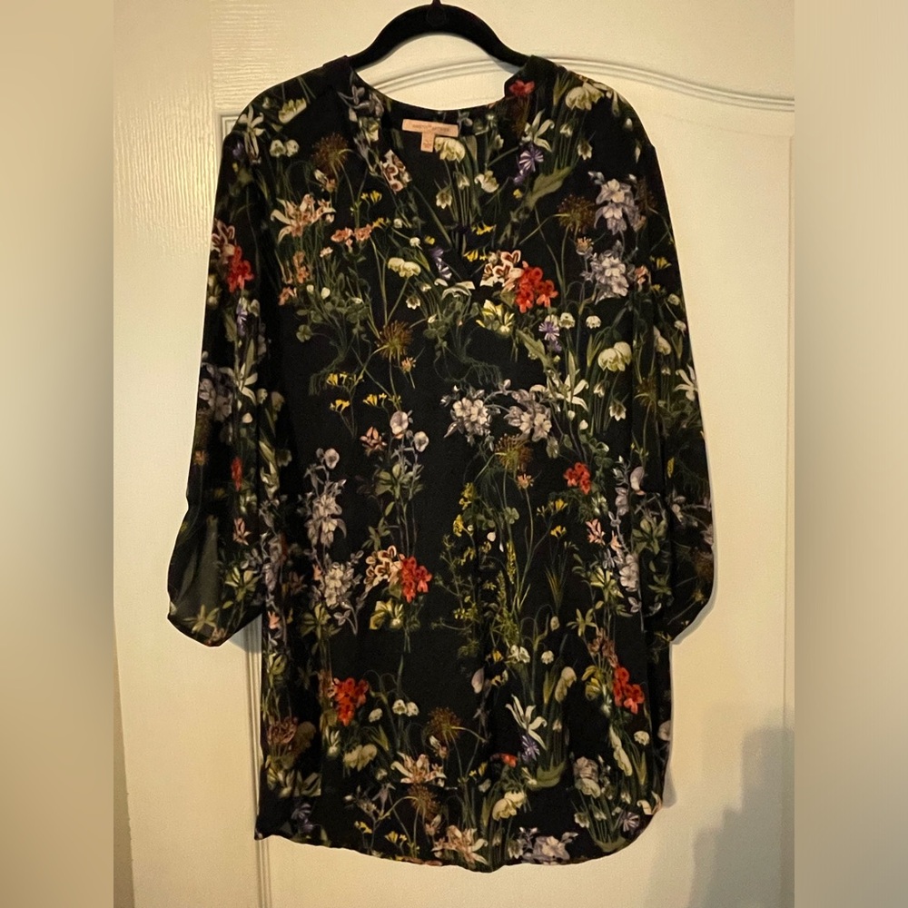 Gibson Latimer Black Floral V-Neck 3/4 Sleeve Blouse